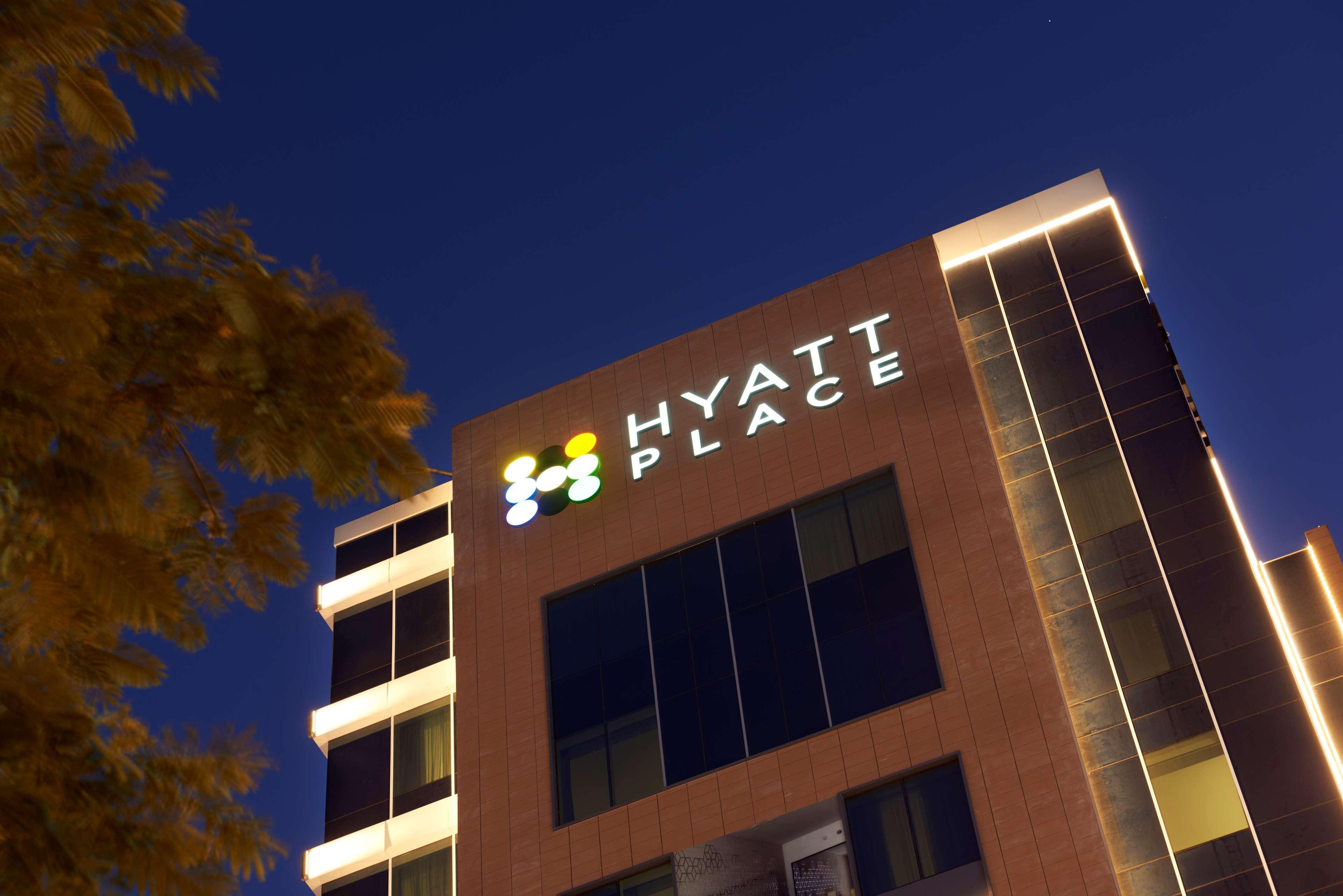 Hyatt Place Dubai Baniyas Square Εξωτερικό φωτογραφία
